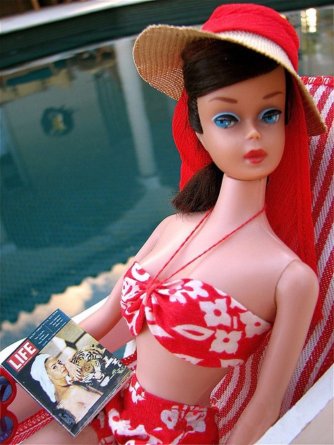 Vintage-Swirl-Barbie