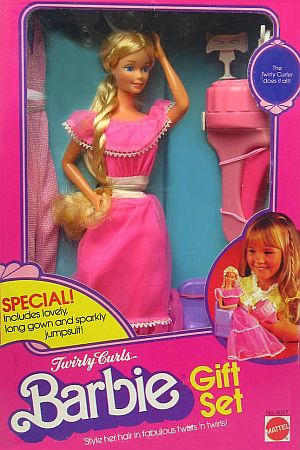 1982 Barbie Dolls Twirly Curls Barbie DDS Gift Set