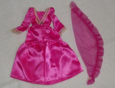 Answered Questions About Barbie Clothing After 1975
